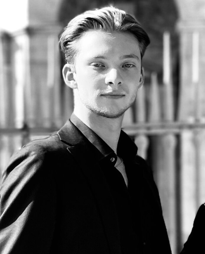 Niccolò Salvato is an award-winning writer/director and producer from Milan.